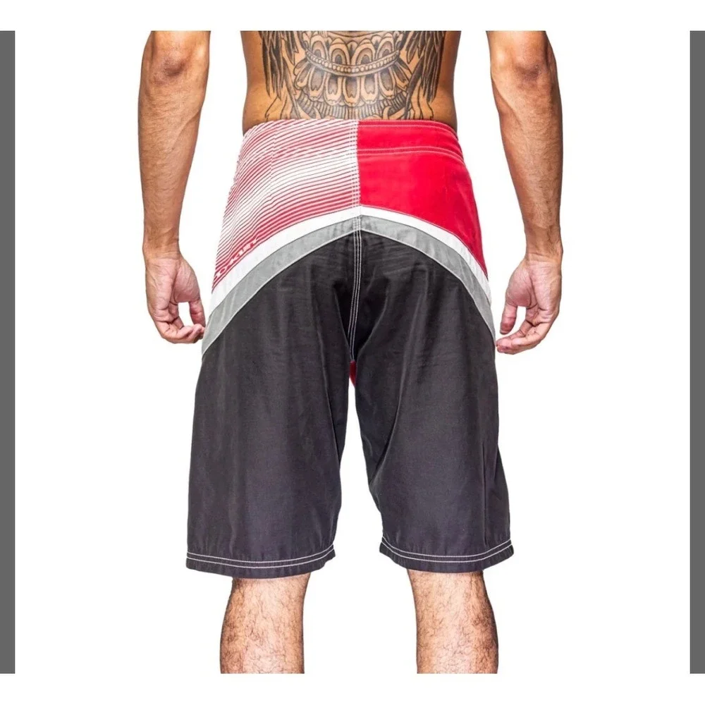 VTG‎ Oakley Voltage 2.8 Boardshorts  Mens 36 Red Black White Colorblock Surf Y2K